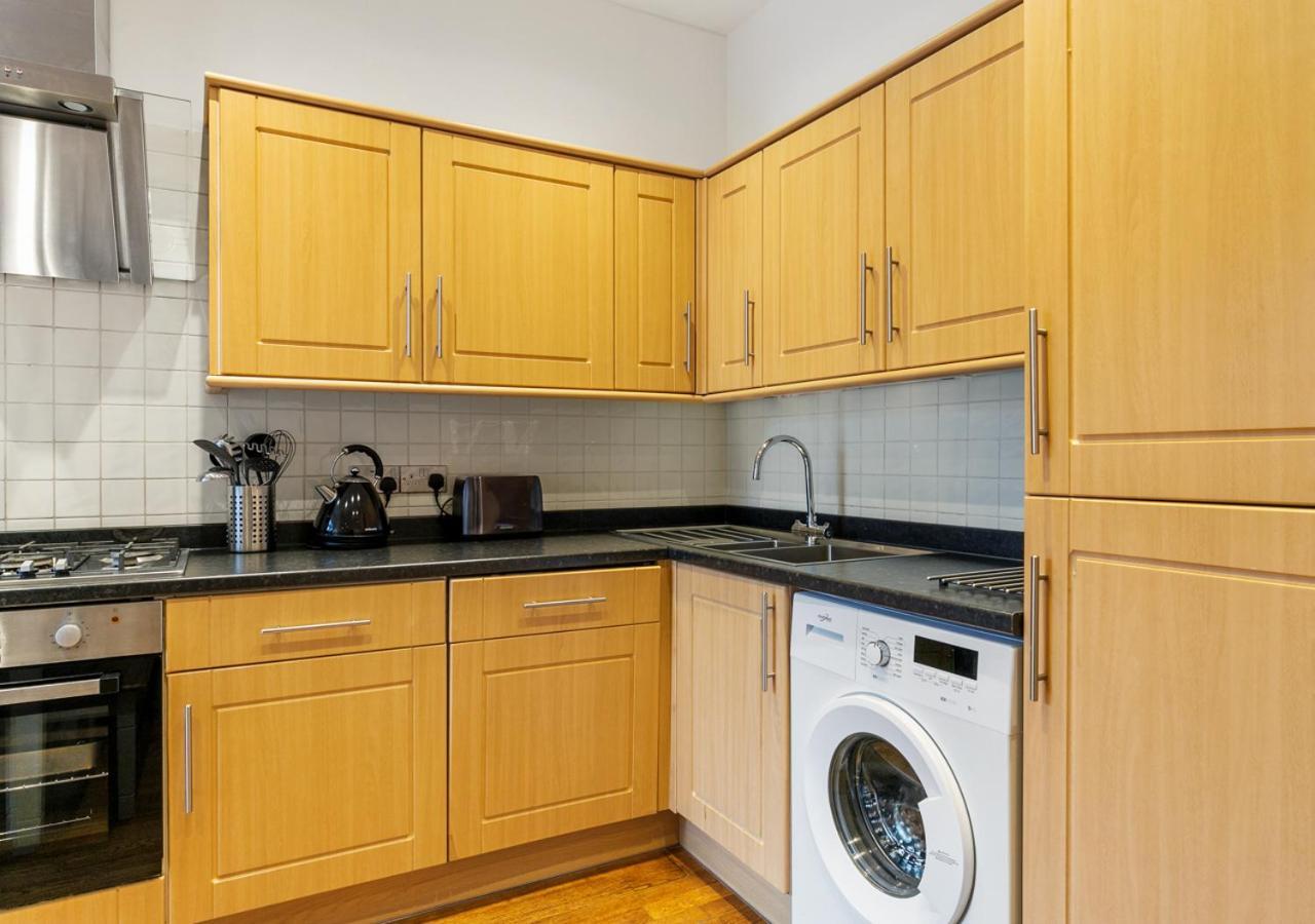 דירות אנפילד Two Bed Flat In Bush Hill Park מראה חיצוני תמונה